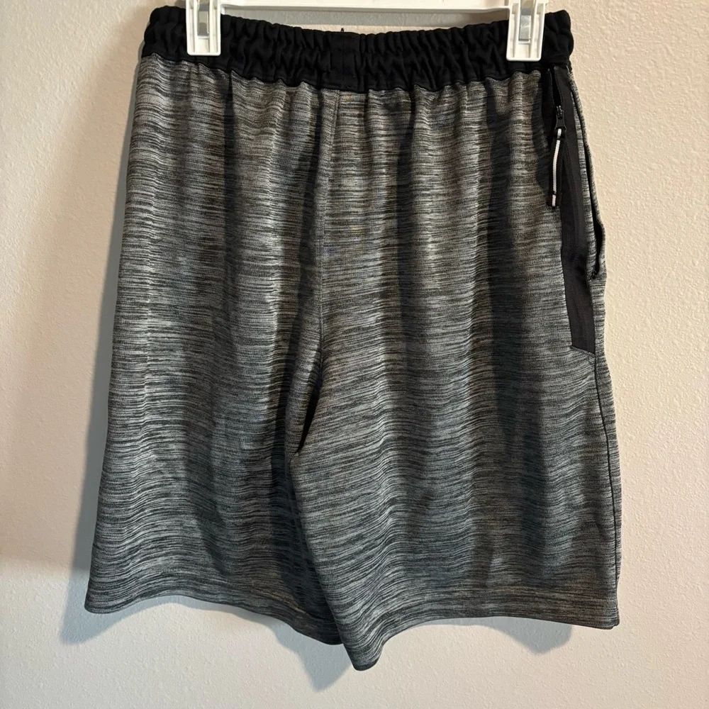 NIKE Dri fit Athletic Shorts Size M - Picture 5 of 6